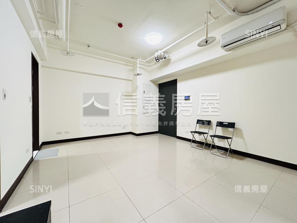 海洋都心２兩房車位★誠售房屋室內格局與周邊環境