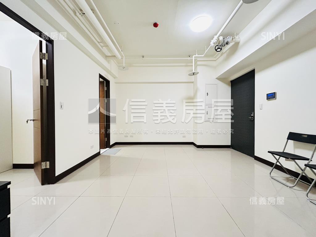 海洋都心２兩房車位★誠售房屋室內格局與周邊環境