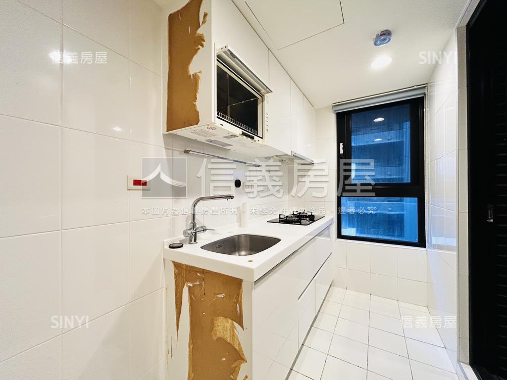 海洋都心２兩房車位★誠售房屋室內格局與周邊環境