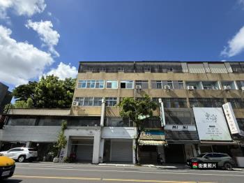 東寧路熱鬧金店面