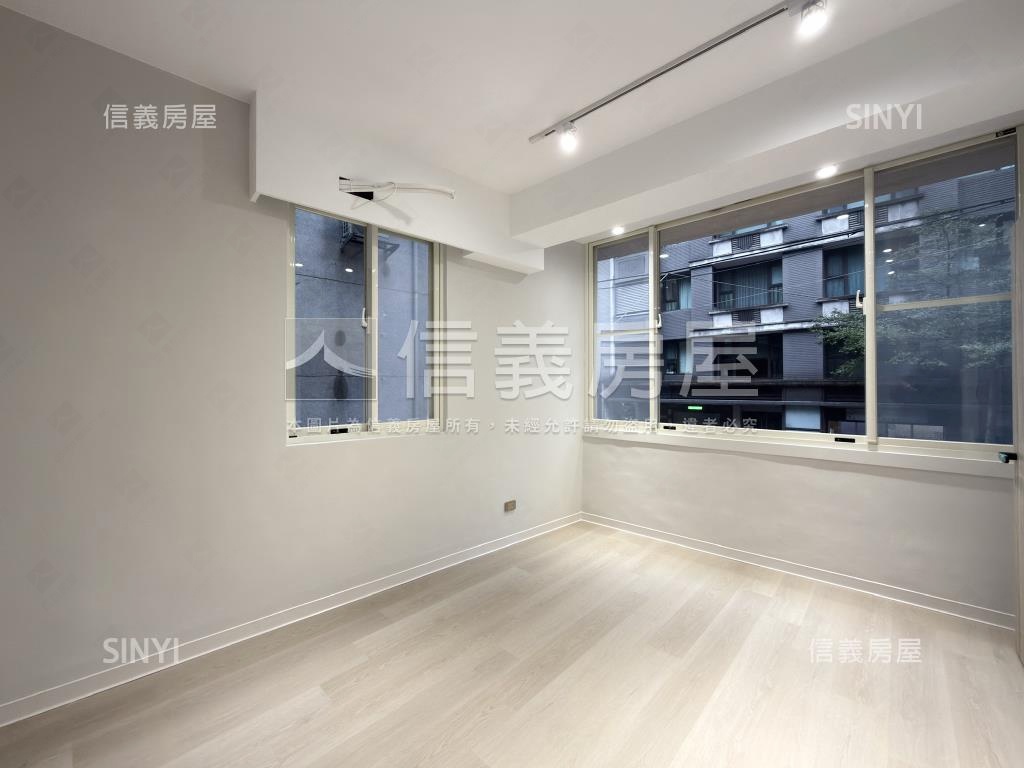 富陽捷運邊間二樓美寓房屋室內格局與周邊環境