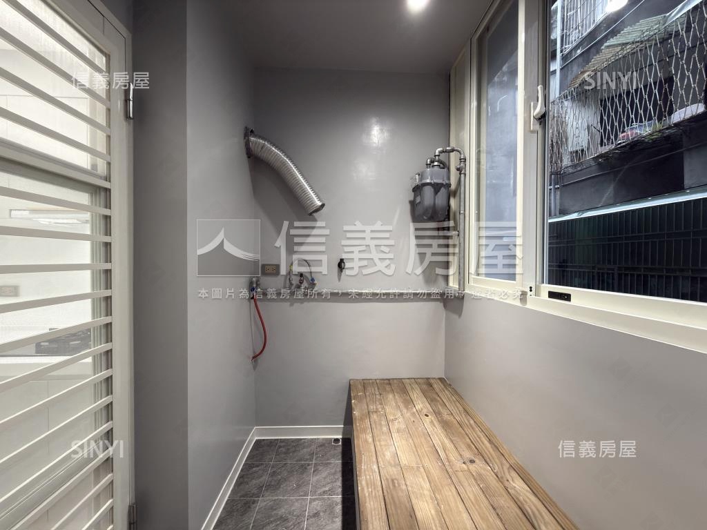 富陽捷運邊間二樓美寓房屋室內格局與周邊環境