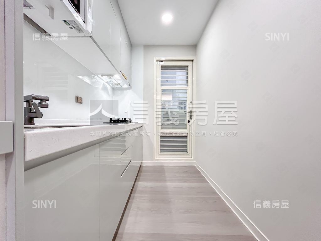 富陽捷運邊間二樓美寓房屋室內格局與周邊環境