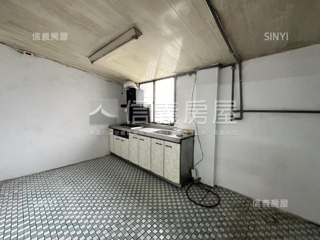超值低總價新屋透天房屋室內格局與周邊環境