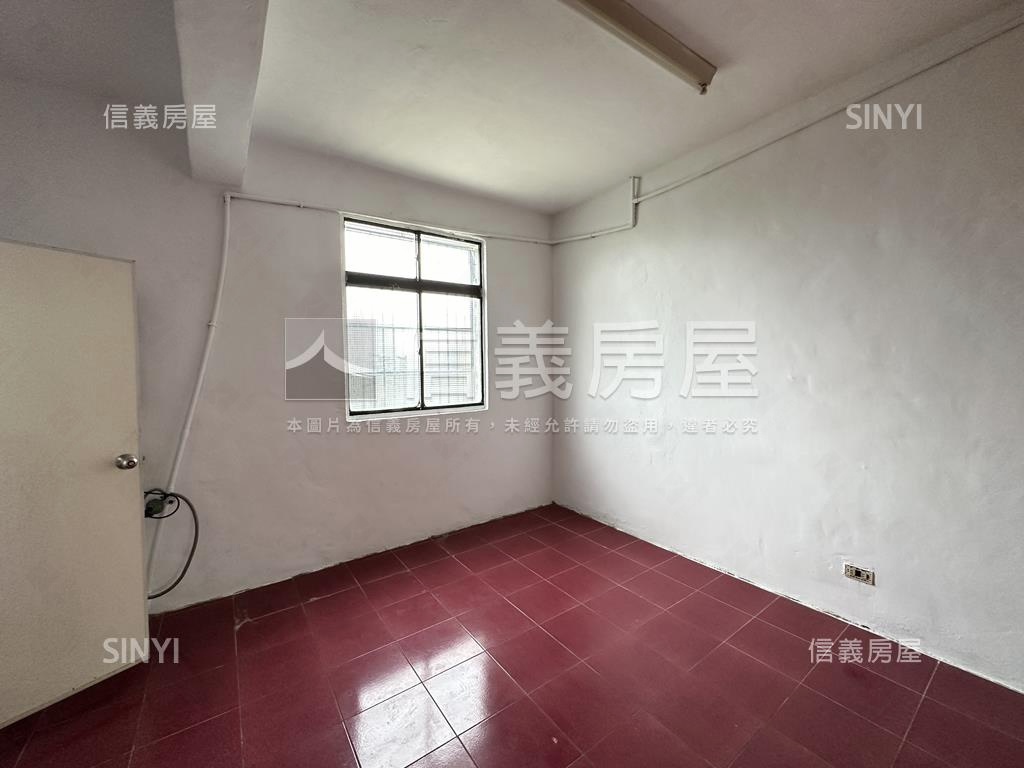 超值低總價新屋透天房屋室內格局與周邊環境