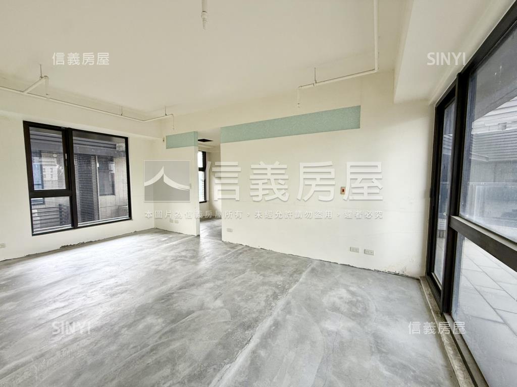 ＮＹ２１南軟超值樓中樓房屋室內格局與周邊環境