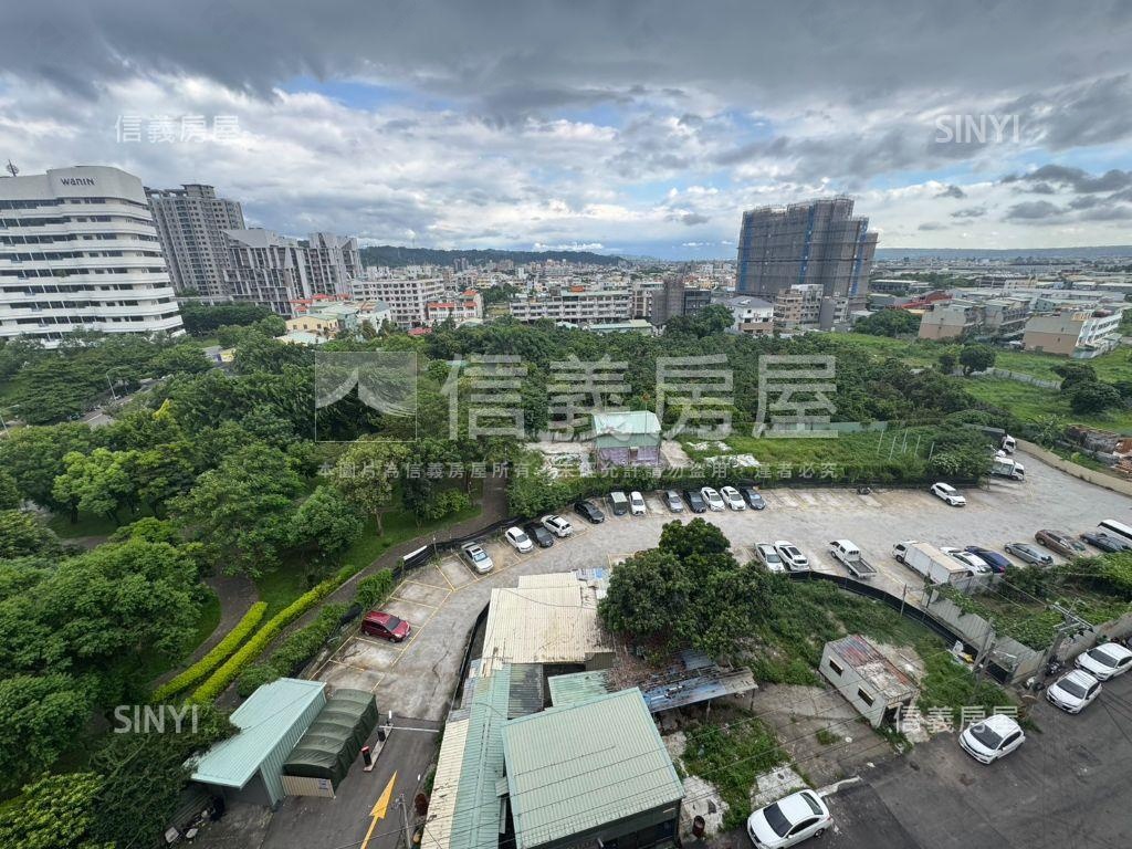 近公園軟園區三房平車房屋室內格局與周邊環境