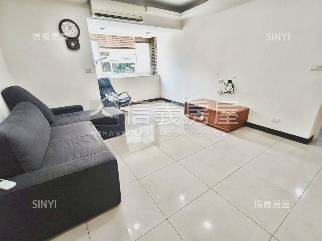 我是巨星三房車位房屋室內格局與周邊環境