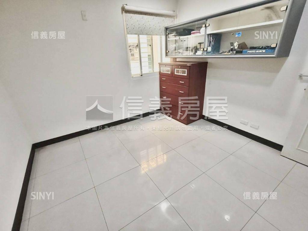 我是巨星三房車位房屋室內格局與周邊環境