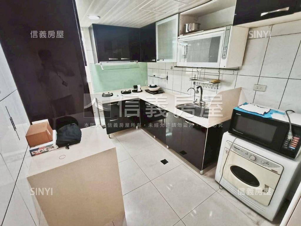 我是巨星三房車位房屋室內格局與周邊環境