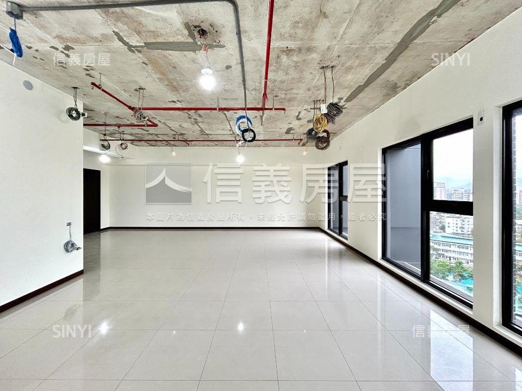 詠和心邊間大戶有車位房屋室內格局與周邊環境