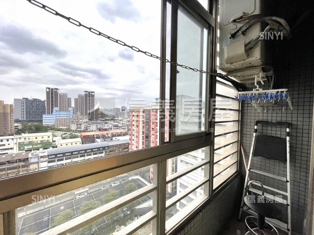 天悅高樓景觀挑高美屋房屋室內格局與周邊環境