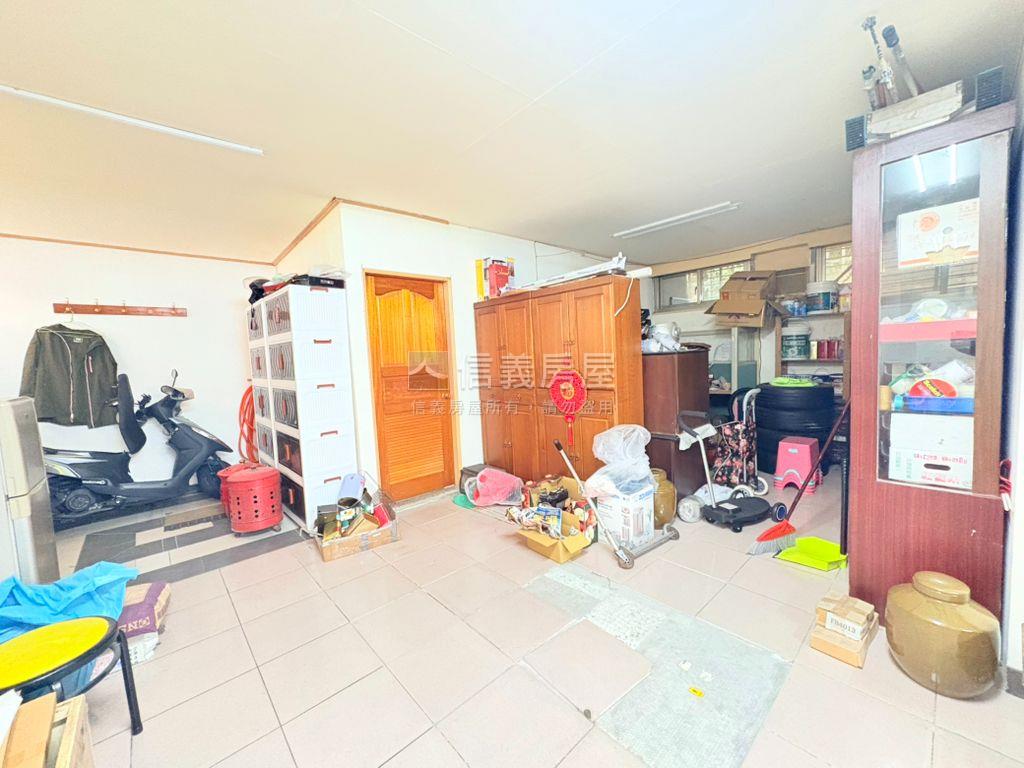 誠售．康寧華廈壹樓釋出房屋室內格局與周邊環境