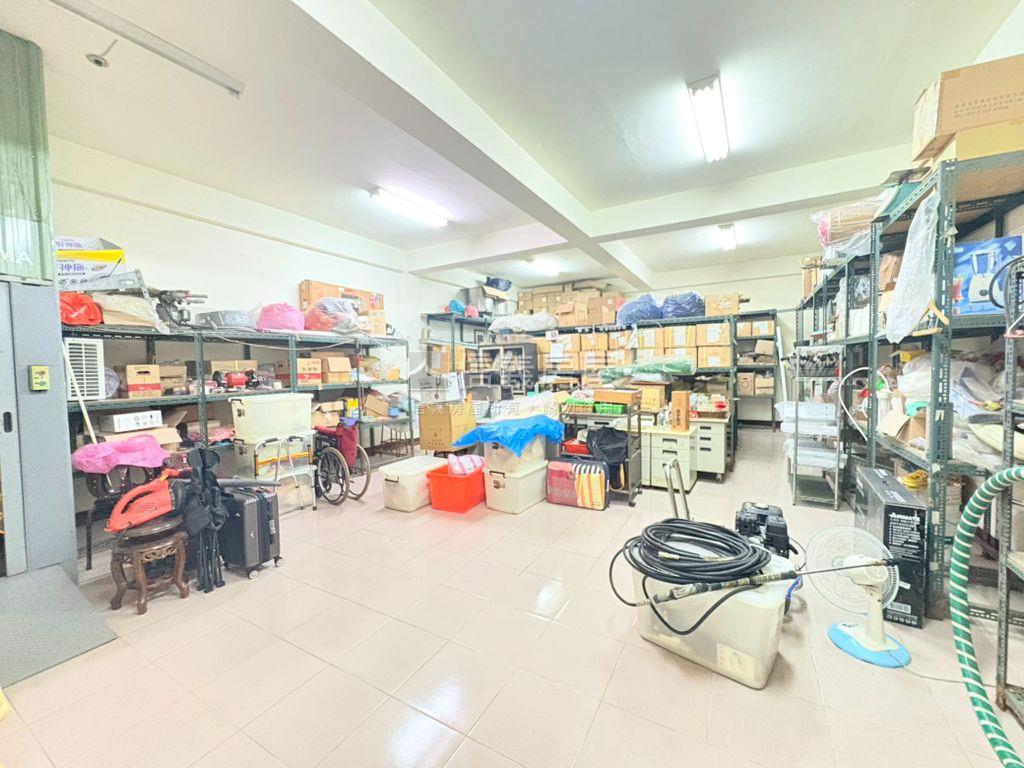 誠售．康寧華廈壹樓釋出房屋室內格局與周邊環境