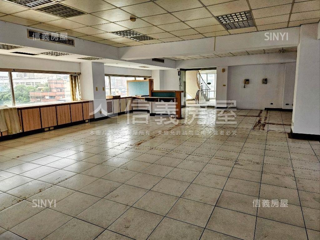 希爾頓優質辦公房屋室內格局與周邊環境
