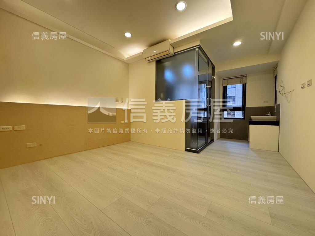 百達翡翠高樓三房平車房屋室內格局與周邊環境