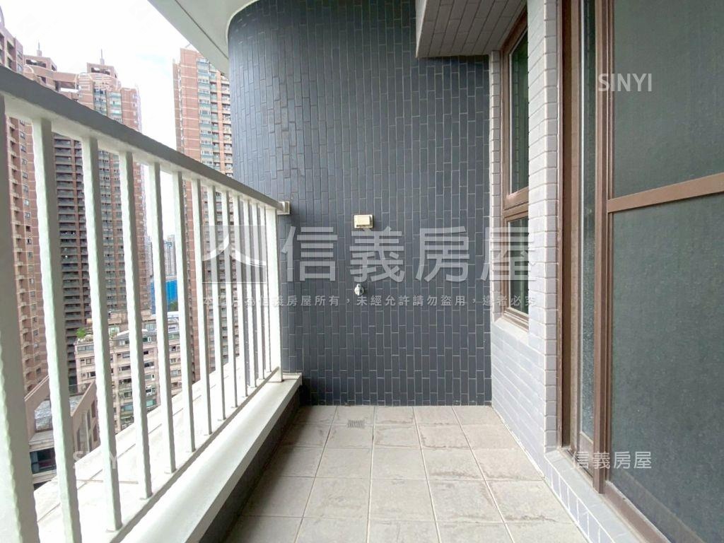 碧波白高樓河岸美景房屋室內格局與周邊環境