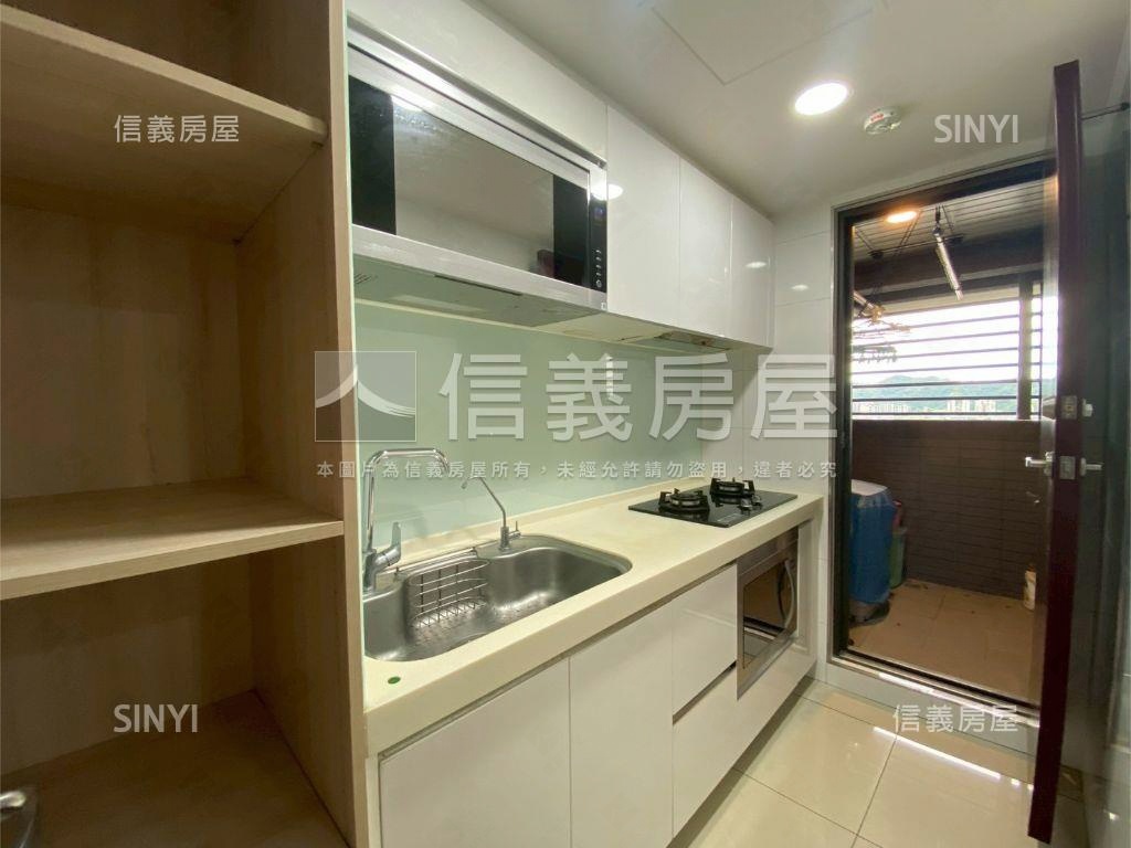 碧波白高樓河岸美景房屋室內格局與周邊環境
