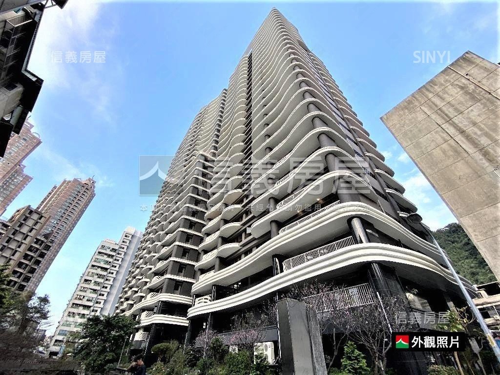 碧波白高樓河岸美景房屋室內格局與周邊環境