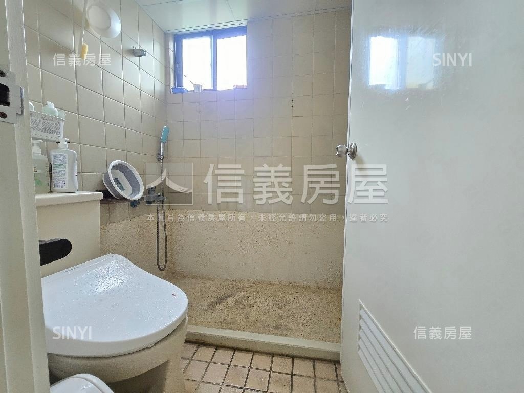 專．稀有採光好國泰理想家房屋室內格局與周邊環境