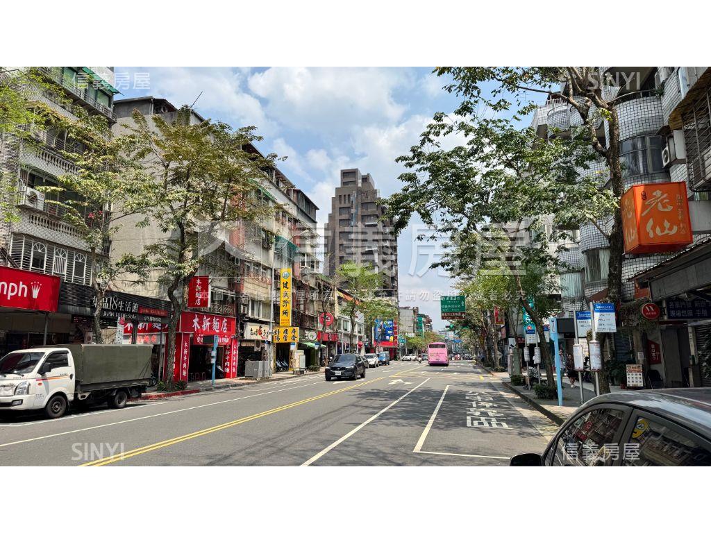 木新路金店面房屋室內格局與周邊環境