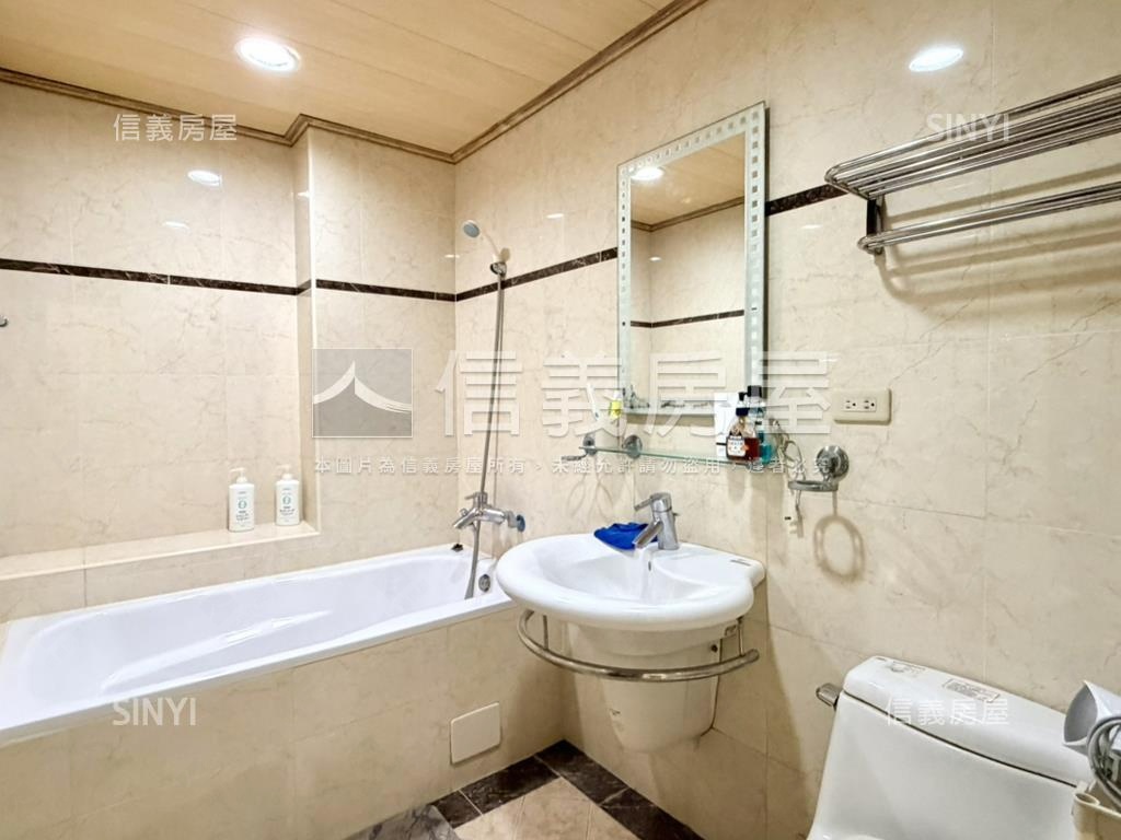 清豐里屋況好車墅透天房屋室內格局與周邊環境