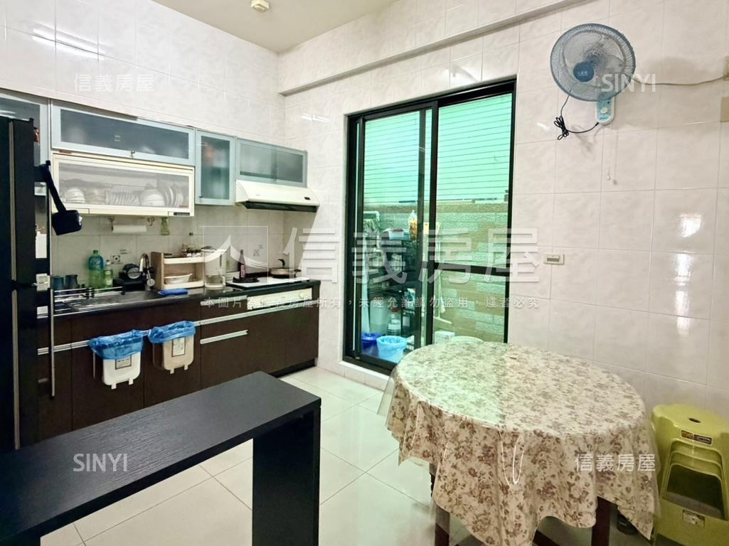 清豐里屋況好車墅透天房屋室內格局與周邊環境