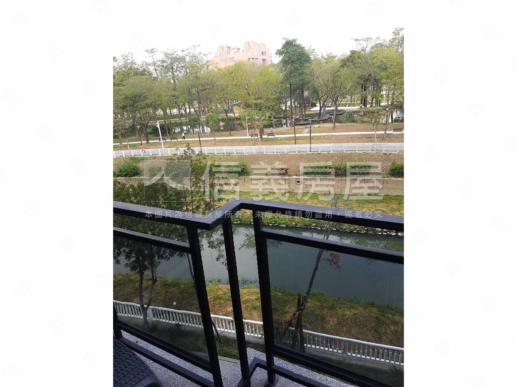 面大東公園典雅兩房平車房屋室內格局與周邊環境