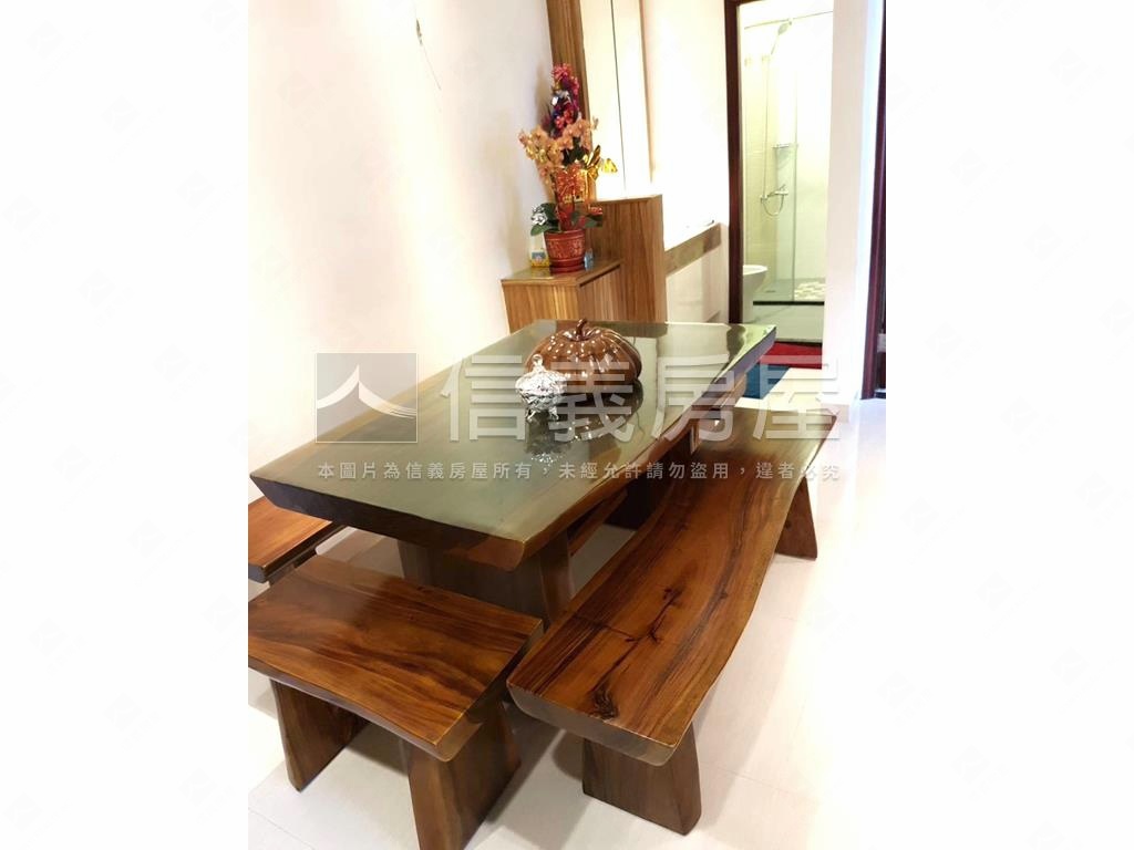 面大東公園典雅兩房平車房屋室內格局與周邊環境