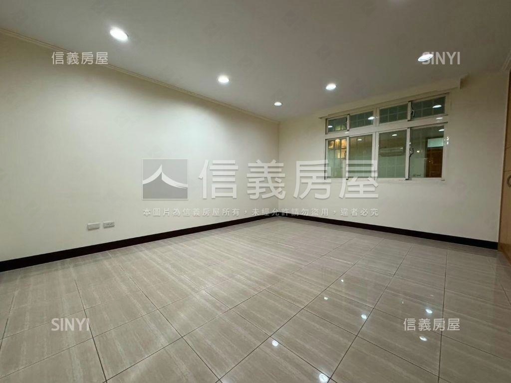 仁和靜巷小巧透天宅房屋室內格局與周邊環境