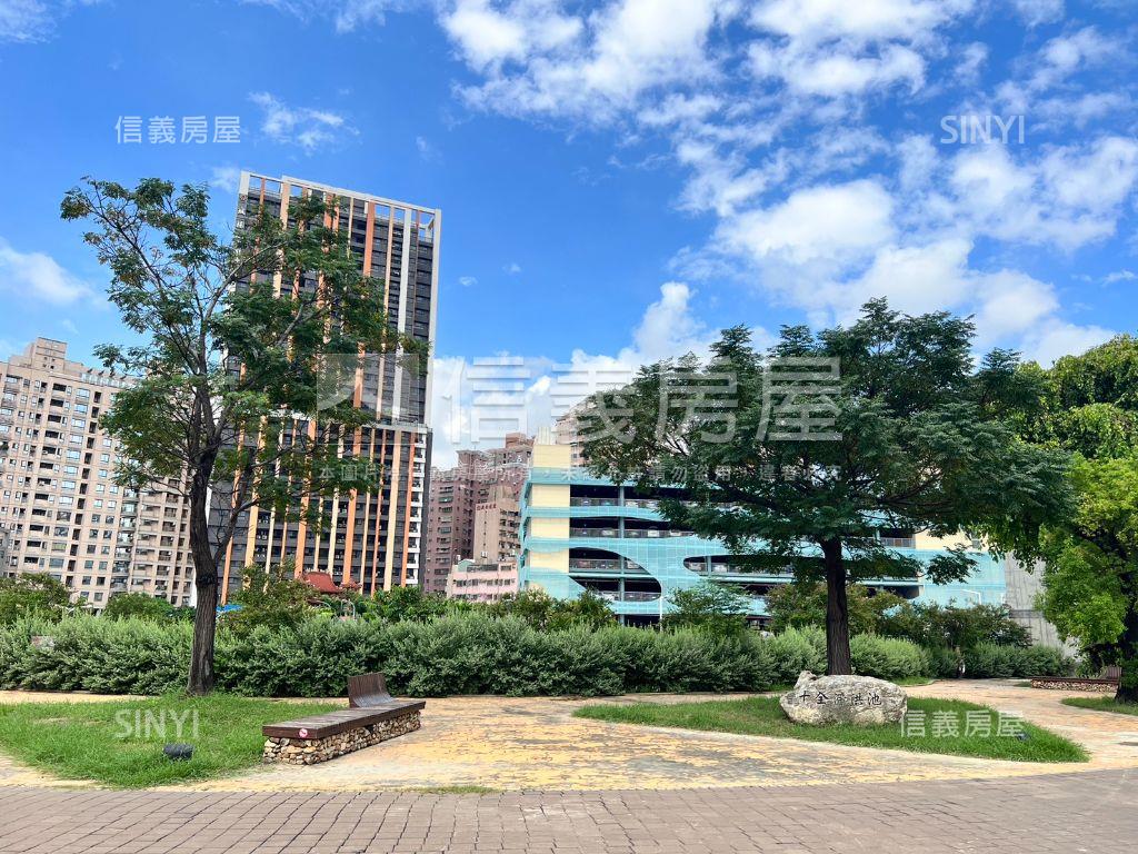 屋齡不到２０機能佳美三房房屋室內格局與周邊環境