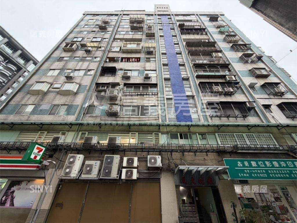 迎新春中正國中電梯３房房屋室內格局與周邊環境