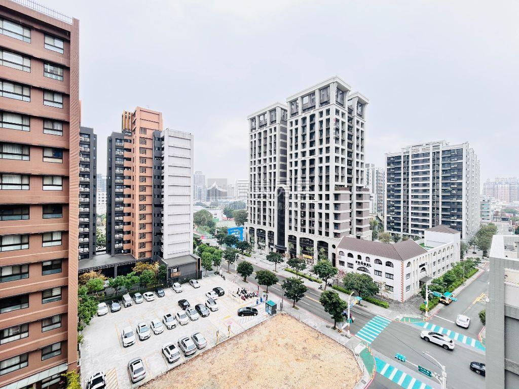 合展好市美兩房車位房屋室內格局與周邊環境