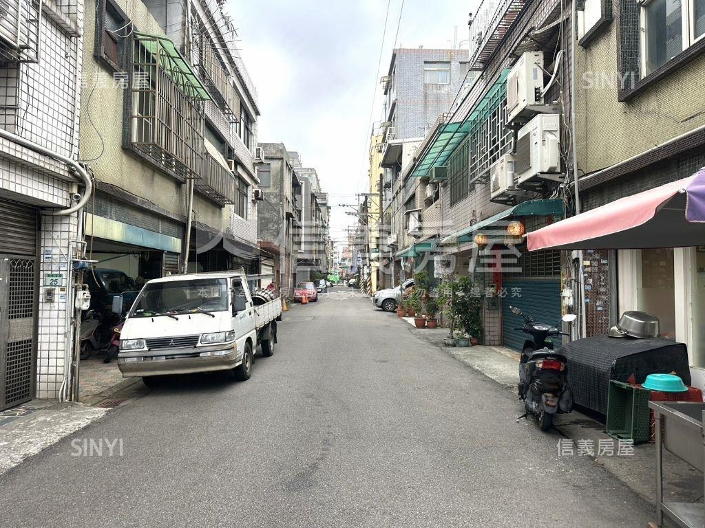 桃園三和街大地坪邊間透天房屋室內格局與周邊環境
