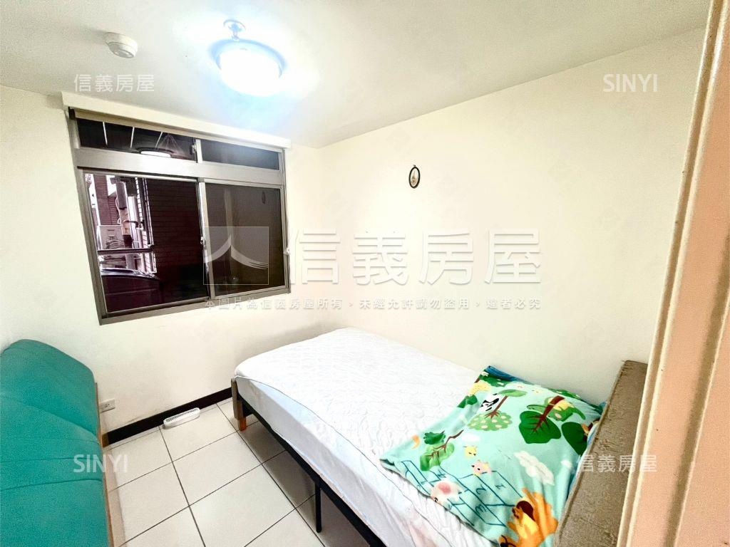 美！東方山河３＋１車位房屋室內格局與周邊環境