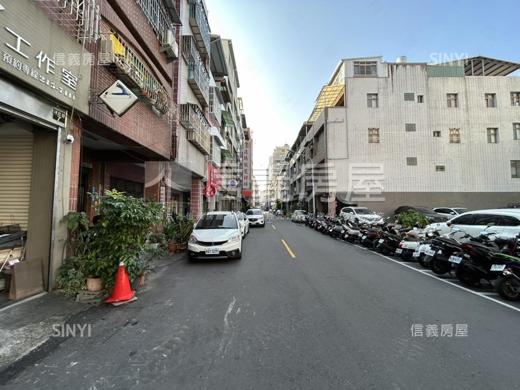 近美麗島１＋２樓店面房屋室內格局與周邊環境