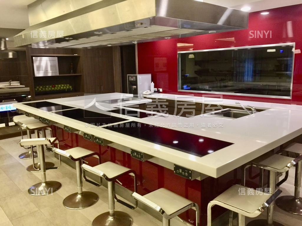 基泰國際美妝兩房房屋室內格局與周邊環境