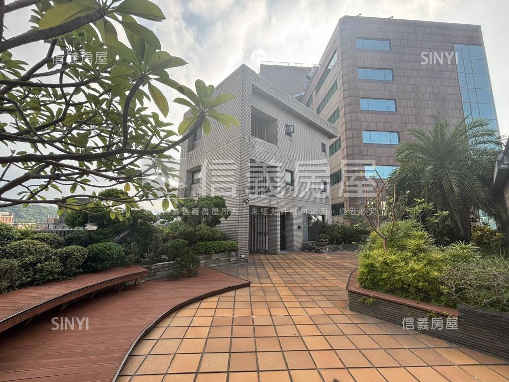 基泰國際美妝兩房房屋室內格局與周邊環境