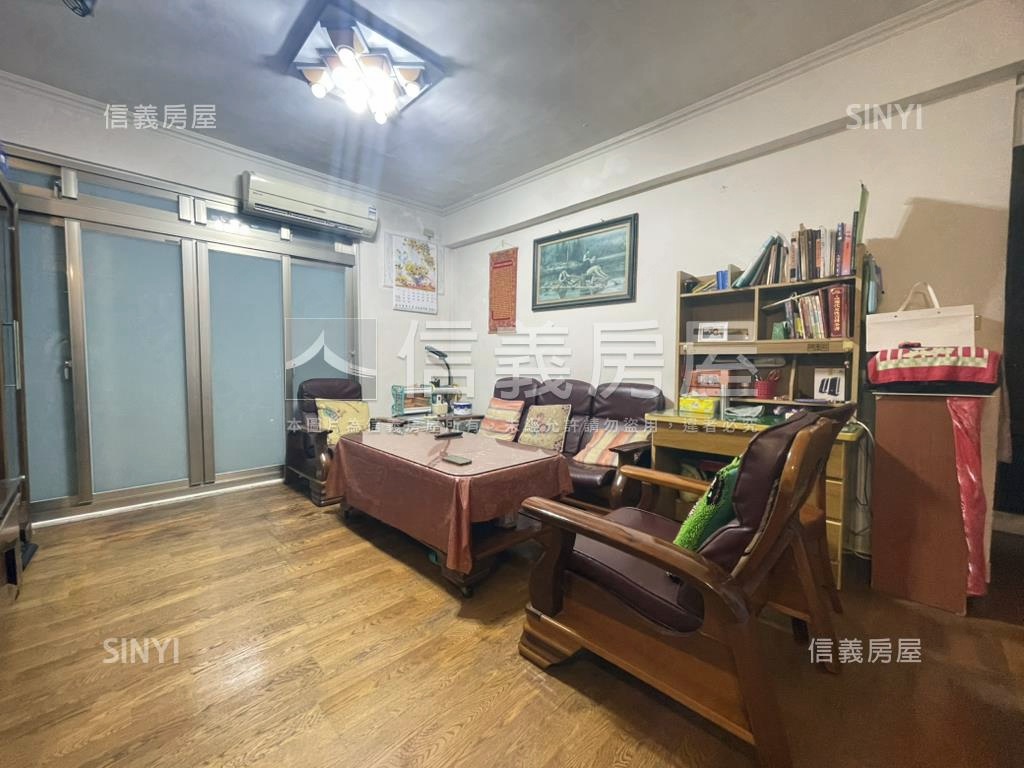行政公寓黃金三樓好搶手房屋室內格局與周邊環境