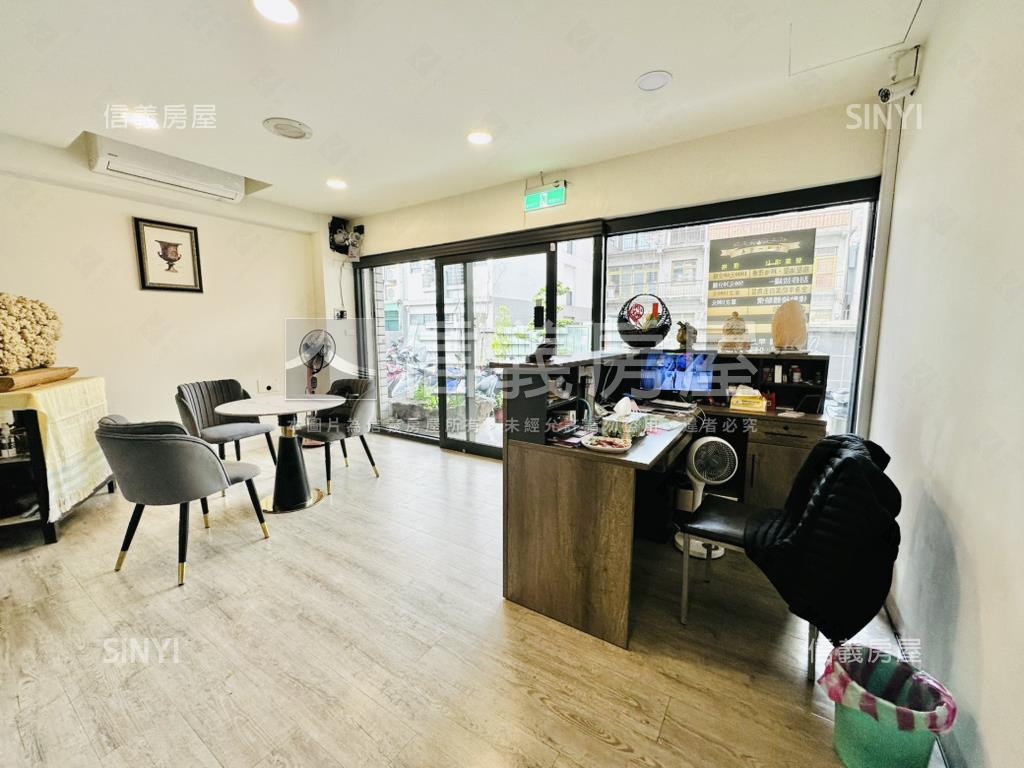 中國醫約５米面寬裝潢金店房屋室內格局與周邊環境