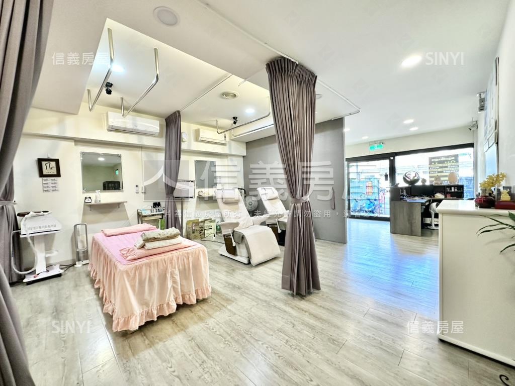 中國醫約５米面寬裝潢金店房屋室內格局與周邊環境