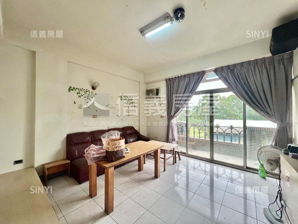 新市國中旁稀有店面透天房屋室內格局與周邊環境