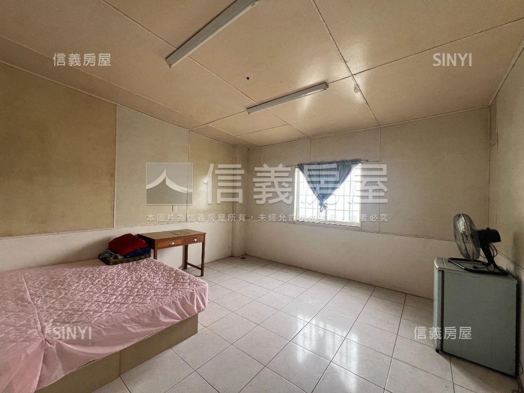 新市國中旁稀有店面透天房屋室內格局與周邊環境