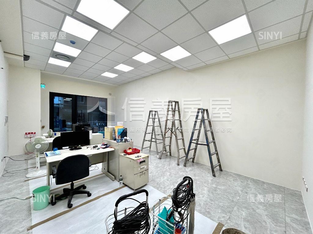 朗朗台大金店面Ａ房屋室內格局與周邊環境
