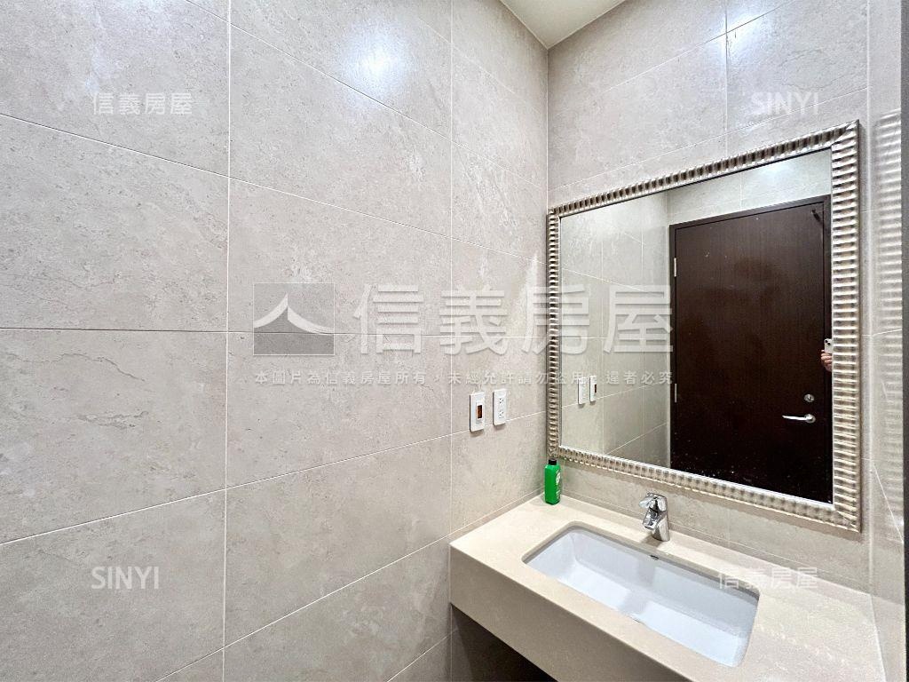 朗朗台大金店面Ａ房屋室內格局與周邊環境