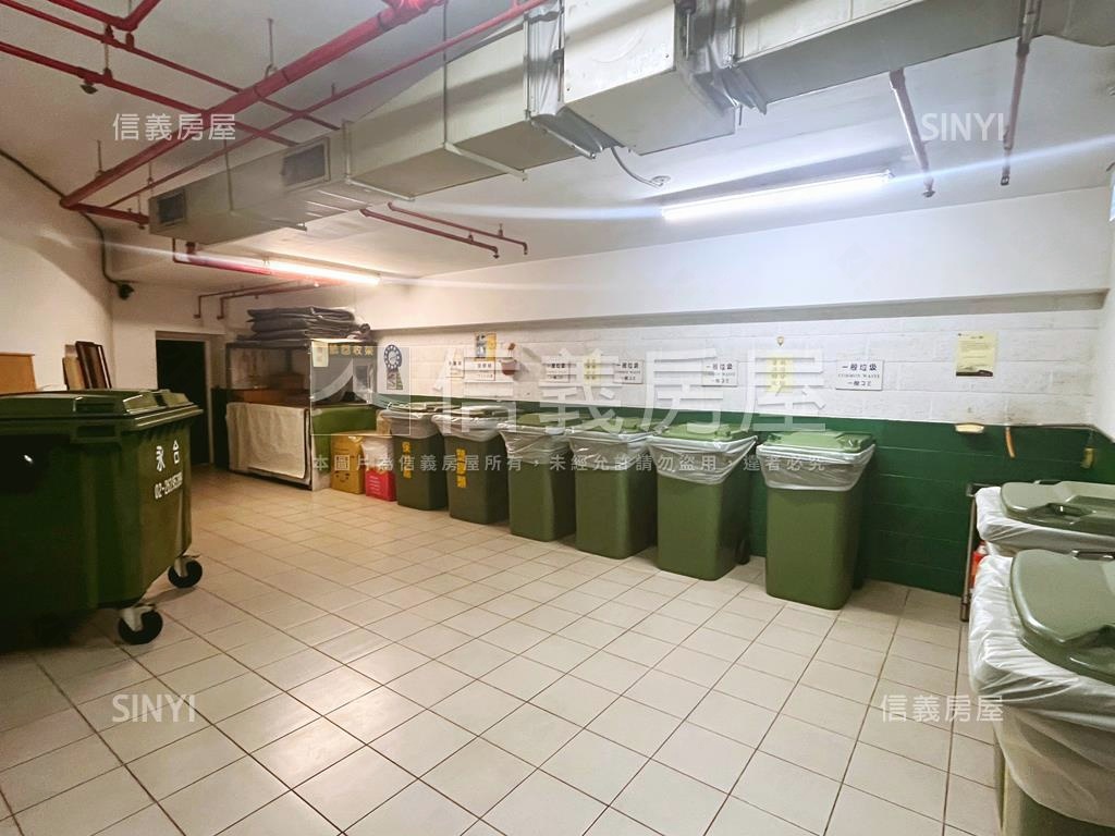 新接案～圓山窗外房屋室內格局與周邊環境