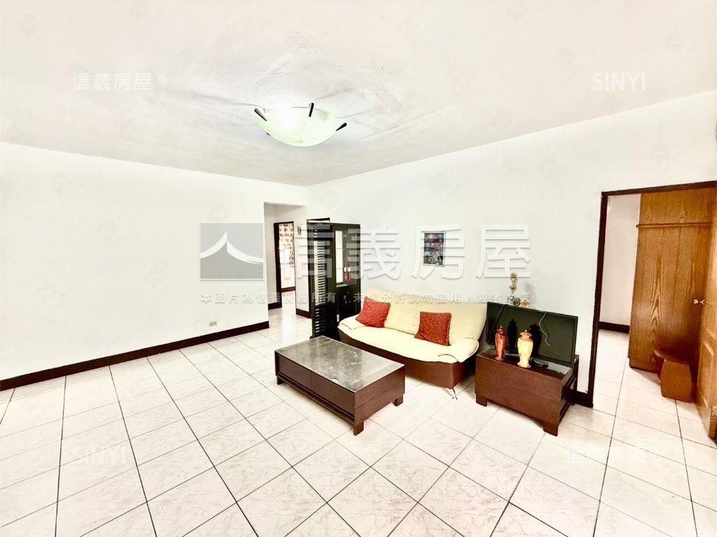 安和路三面採光美寓房屋室內格局與周邊環境