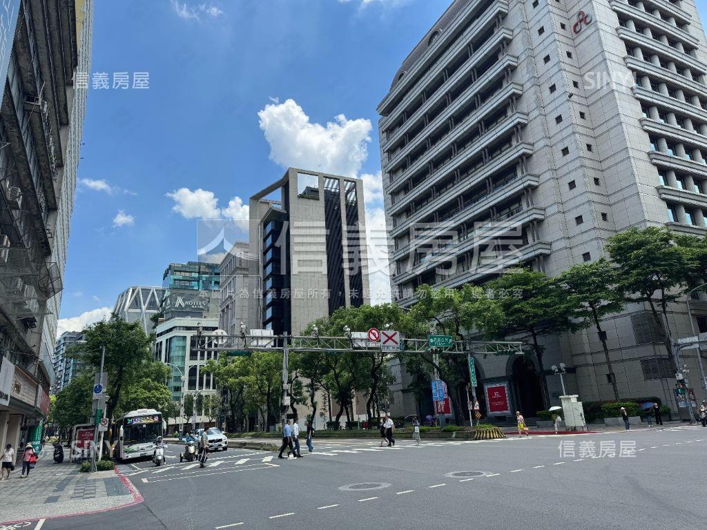 中山柏悅Ｆ珠寶盒房屋室內格局與周邊環境