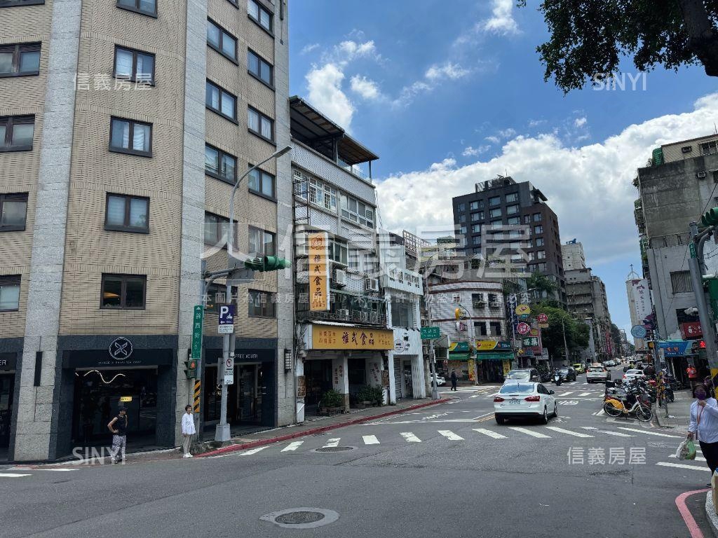 中山柏悅Ｆ珠寶盒房屋室內格局與周邊環境