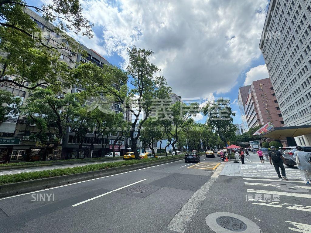 中山柏悅Ｆ珠寶盒房屋室內格局與周邊環境